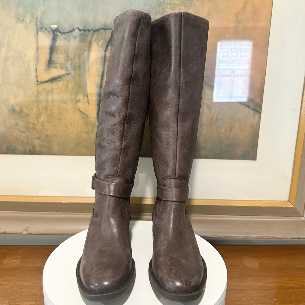 🌸BORN🌸 Saddler Tall Riding Boot Brown Size: 5.5